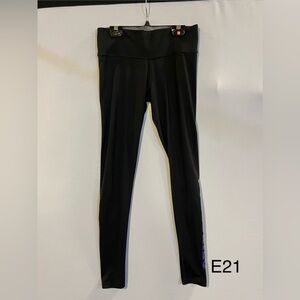 Black Athletic Leggings WA Huskies